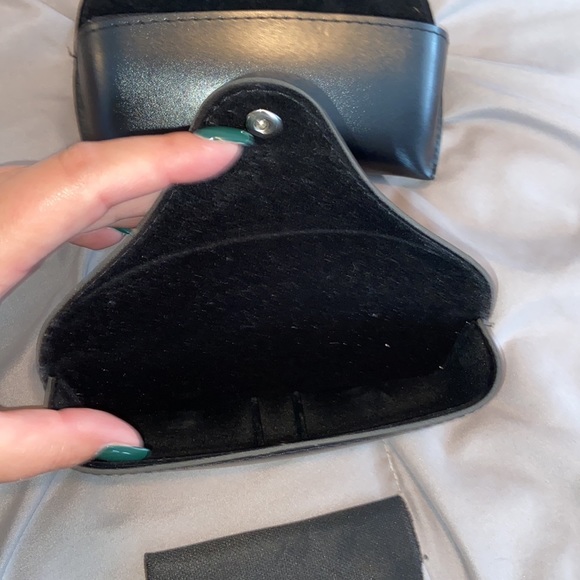 Shein - 2 Sunglass Cases - Picture 4 of 7